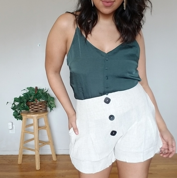 ANDY HIGH WAISTED CREAM BUTTON SHORTS - Picture 3 of 7